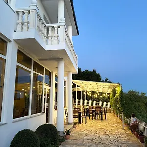  Bed & Breakfast Horizont Albanië